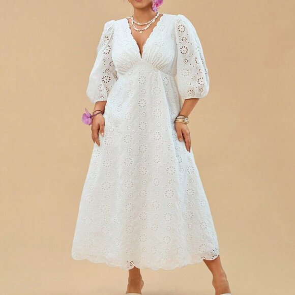 White Elegant Women's Plus Size Holiday Embroidered V-Neck Puff Sleeve Dress - Picture 4 of 6